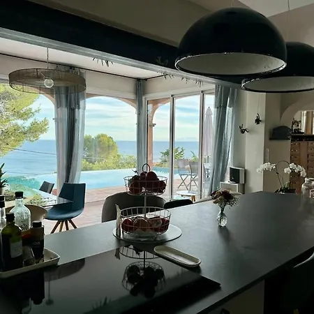 فيلة L'equinoxe Vue Sur La